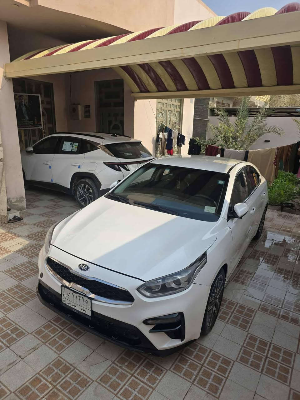 السلام عليكم سيراتو 20 فول عدا الفتحه بصمه شاشة جبيره كشنات جلد تدفئه ماشيه 170 رقم بغداد حره بيه تبديل جاملغ وبنيد والباقي كفالة عامه شرط نفس اللون اصلي بدون داخل مكينه 1600 مكان السيارة الديوانية السعر 137وبيه مجال بسيط للاستفسار الاتصال على ***********
