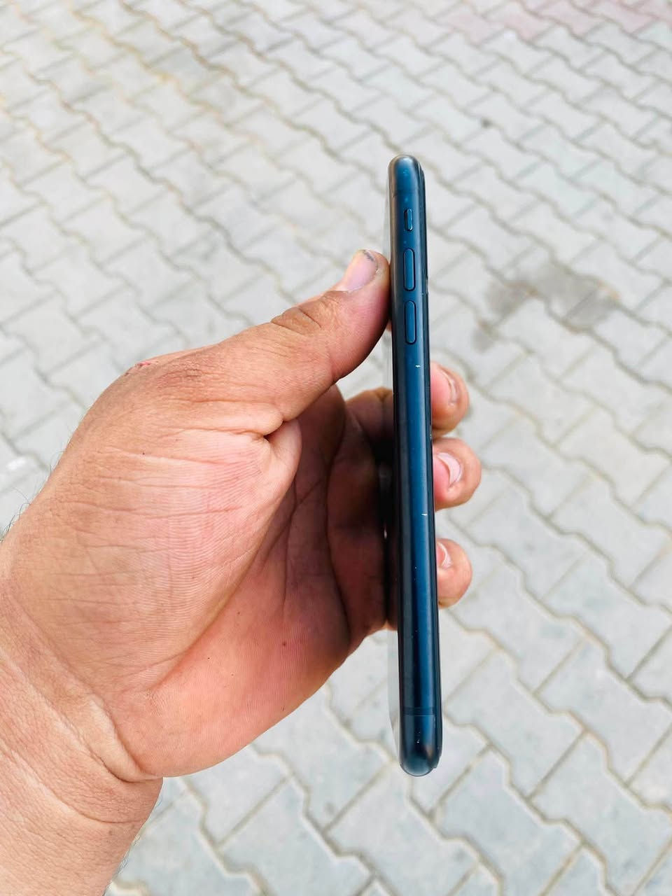 ايفون اكس آر كله بلادي بس بطارية مرفوعه كلشي بلادي مراوس ويا ايفون ١١ برو ماكس مبدل شاشه او بطارية عادي بس المهم ١١


**إذا كنت صاحب هذا الإعلان وتريد حذفه لأي سبب، رجاءا أرسل رسالة إلى الدعم الفني**