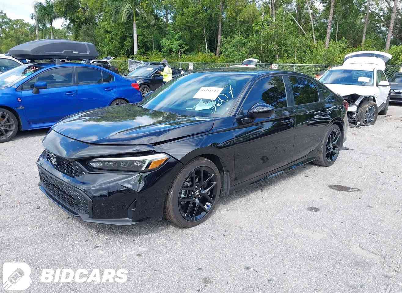 السلام عليكم 
 للبيع 
2025 هوندا سفك 
هايبرد محرك 2.0 
SPORT 
مواصفات
فتحة
بصمة
هندبريك اوتو 
شاشة
رادرات 
وبيها هواية مواصفات 
ضررها موضح بلصور كلين تايتل فقط الشباك مكسور 

نكفل السياره من الحوادث الثانويه والغرق والتصليح والحريق 
والمحرك والكير 😌🔥
العداد 10000
نعمل بنضام العربون لحين وصول السياره 
موعد وصولها بعد  35 يوم 
للاستفسار 
***********
شركةكاليفورنيا للمزادات الامريكية والكندية
بغداد حي الخضراء
