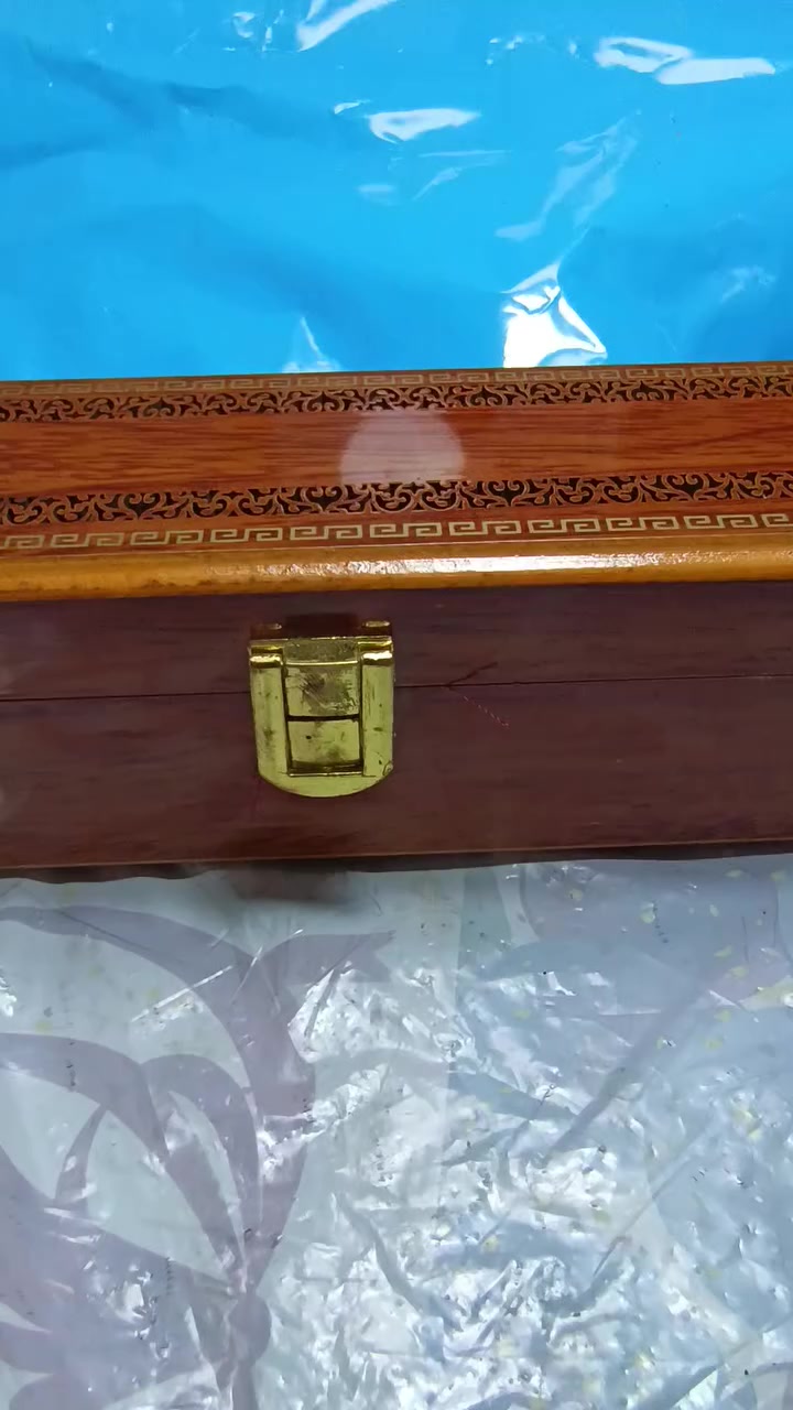 سبحه سندوليس المانيه امغلفه قطعه خشنه بسعر 125 الف @


**إذا كنت صاحب هذا الإعلان وتريد حذفه لأي سبب، رجاءا أرسل رسالة إلى الدعم الفني**