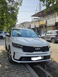 سورنتو للبيع بدون مراوس 2023 باسمي تحويل ثاني يوم  ماشية 39800 كم حقيق...