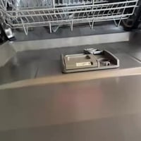 غسالة صحون • غير مستخدمة • مكان ذيق