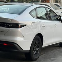 عندي سيل فايف 2025 ماشيه 3000 بعدها زيرو اريد مراوس بالنترا هايبرد 077...