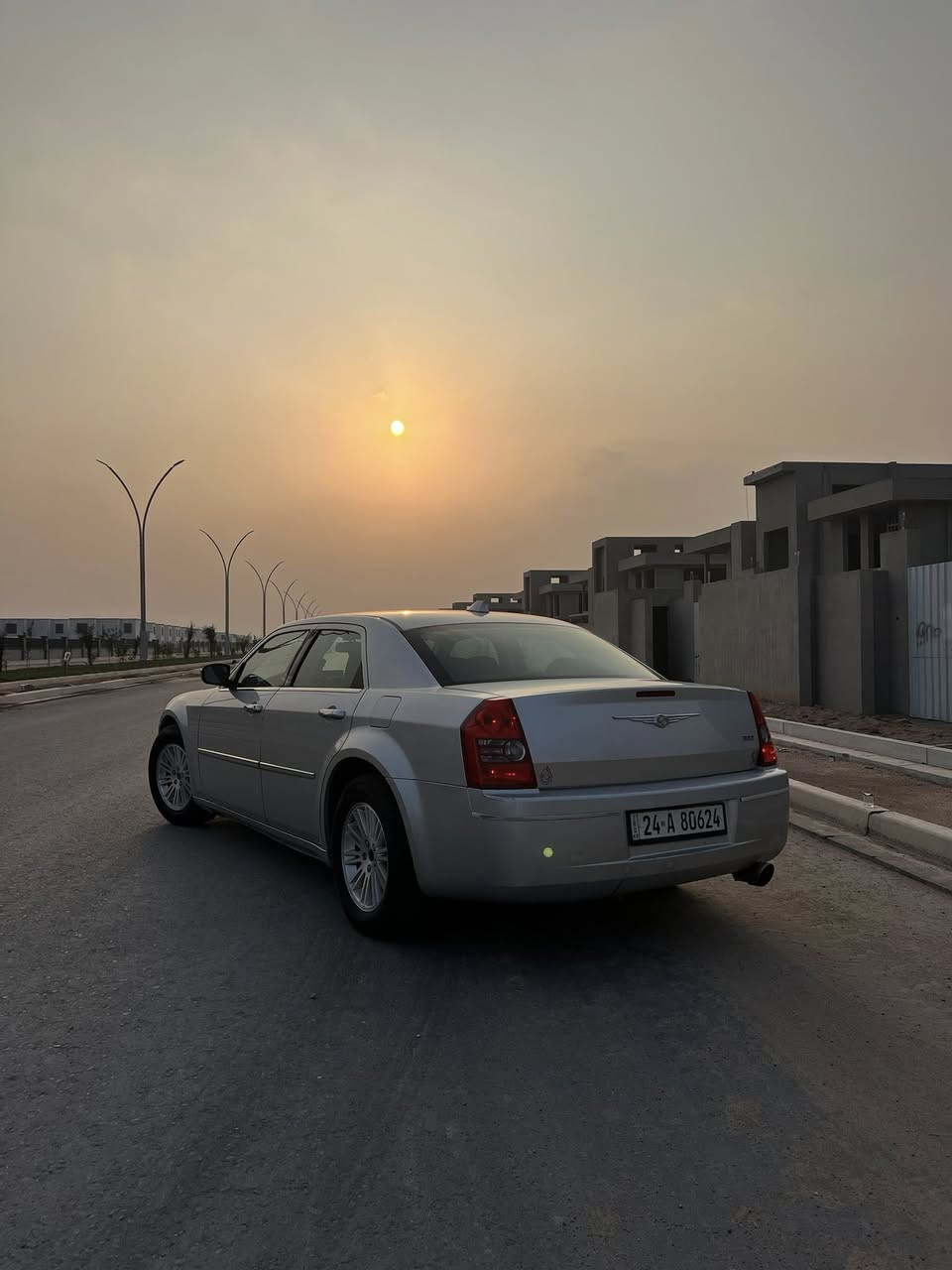 السلام عليكم
اوباما٢٠٠٨ وارد امريكي مكينه ٣٥٠٠ بيه جاملغ باب وباب الوره مبدل نفس الون رقم دهوك تريد وكاله تريد تحويل سياره جاهزه مكينه كير تخم تاير تبريد كله جديد مكان سياره البصره 
سعر ١٢٠ وبيه مجال 
***********
