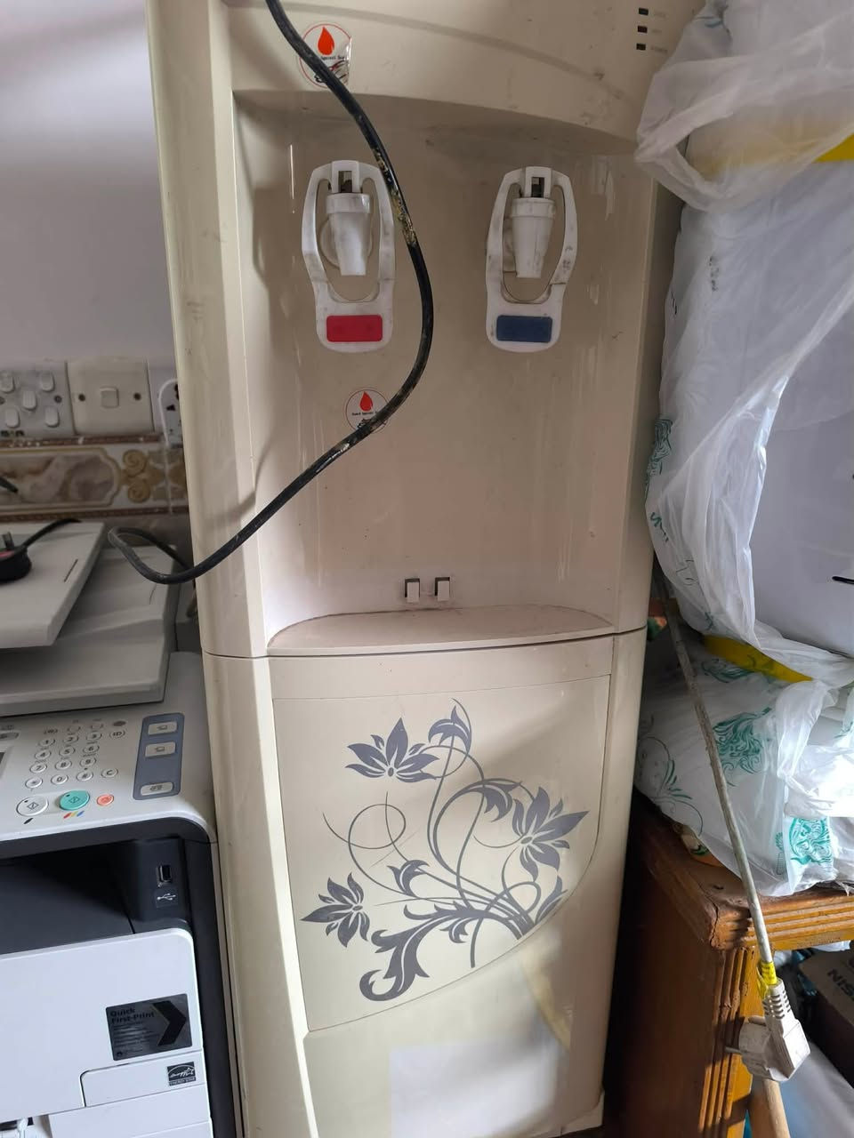 براد للبيع


**إذا كنت صاحب هذا الإعلان وتريد حذفه لأي سبب، رجاءا أرسل رسالة إلى الدعم الفني**