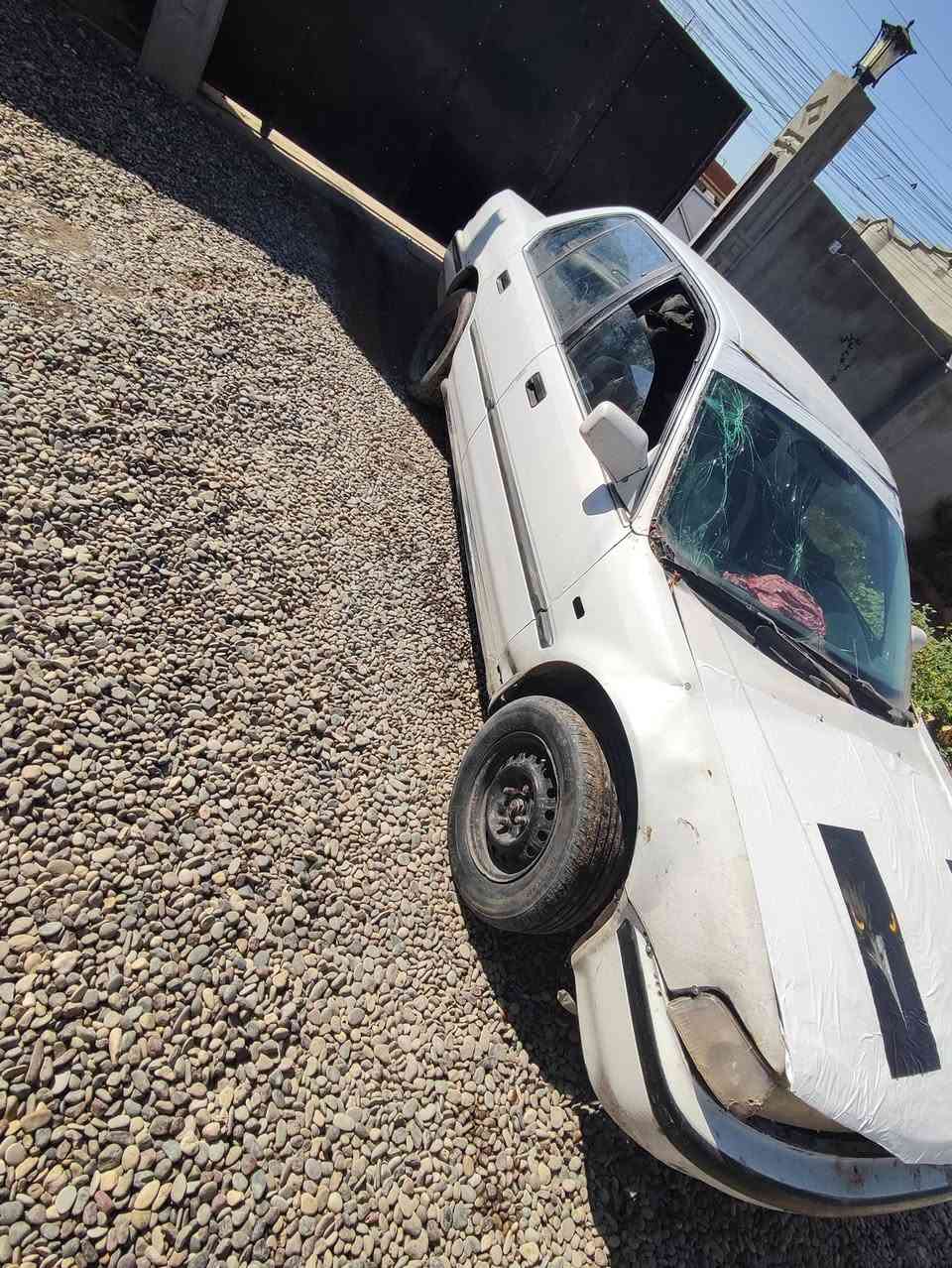 السلام عليكم هوندا كير ومحرك كورلا شرط كهربائيات شغاله كلها دوشمه جديده سياره نضيفه مناقصه شي أسعر ١١وبيه مجال مراوس حسب القناعه ***********
