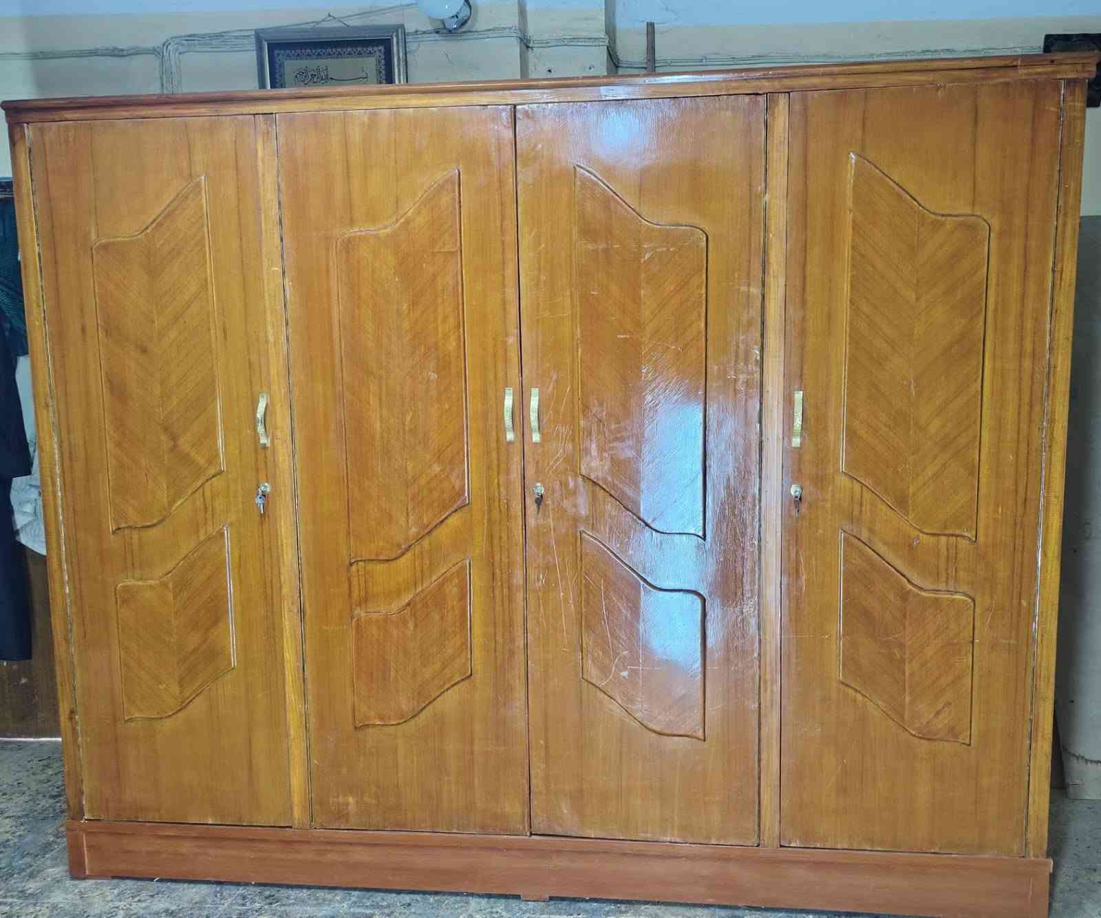 كنتور صاج ابو ٤ تسكام نظيف مابيه اي نقص نرماده شريط الإرتفاع مترتين والعرض مترتين و٤٣ سم السعر ٢٣٠ وبيه مجال قليل


**إذا كنت صاحب هذا الإعلان وتريد حذفه لأي سبب، رجاءا أرسل رسالة إلى الدعم الفني**