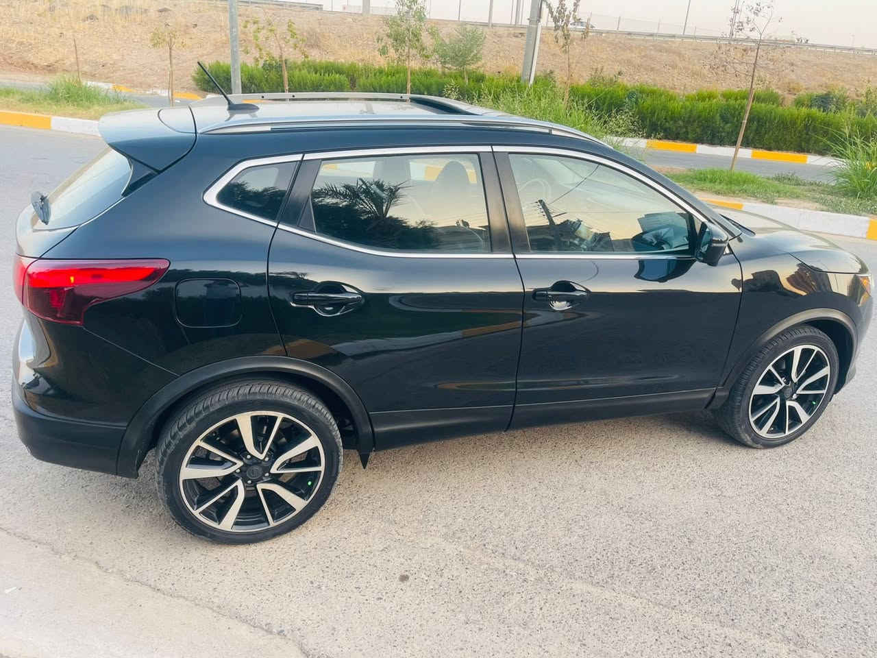 نیسان ڕۆگ ٢٠١٧ سپۆرت دەبڵ ئەکسل
بێ سبوخ بێ لێدران نمونە لە جوانی
٥٥ هەزار ڕۆشتووە
قەپات مواسەفات ٣٦٠ کامیرا و حاسە سلاید ڕادار خەتی جادە کوشن جلد کوشن کارەبا سوکان هیتەر و زۆر مواسەفاتی تر

بۆ زانیاری زیاتر پەیوەندی بکە
***********
***********
——————————————
نيسان روج 2017 سبورت دبل أكس
مثالٌ للجمال، بلا منازع
55 ألف ماشية
كاميرا 360 درجة، رادار ، فتحة ، وسائد هوائية على خط الطريق، وسائد جلدية، فرامل كهربائية، تدفئة، والعديد من الميزات الأخرى

للمزيد من المعلومات، تواصل معنا
***********
***********
