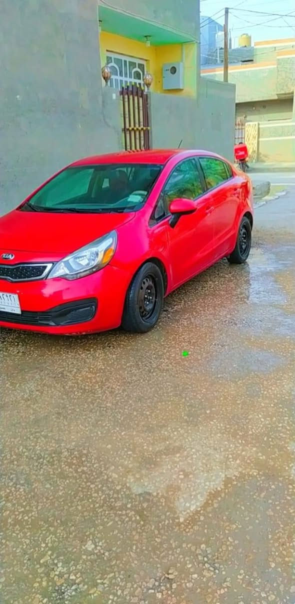 السلام عليكم ريو 2015 سياره نضيفه وارد امريكي بسمي مكاني حله مكينه 1600 جي دي جديده مال كصه مبدله قبل سنه تبريد ثلج كير مكفول بيها قطعتين باب وجاملع
سياره مابيه نقص. السعر 93 بيه مجال بسيط وتساب ماسنجر ***********
