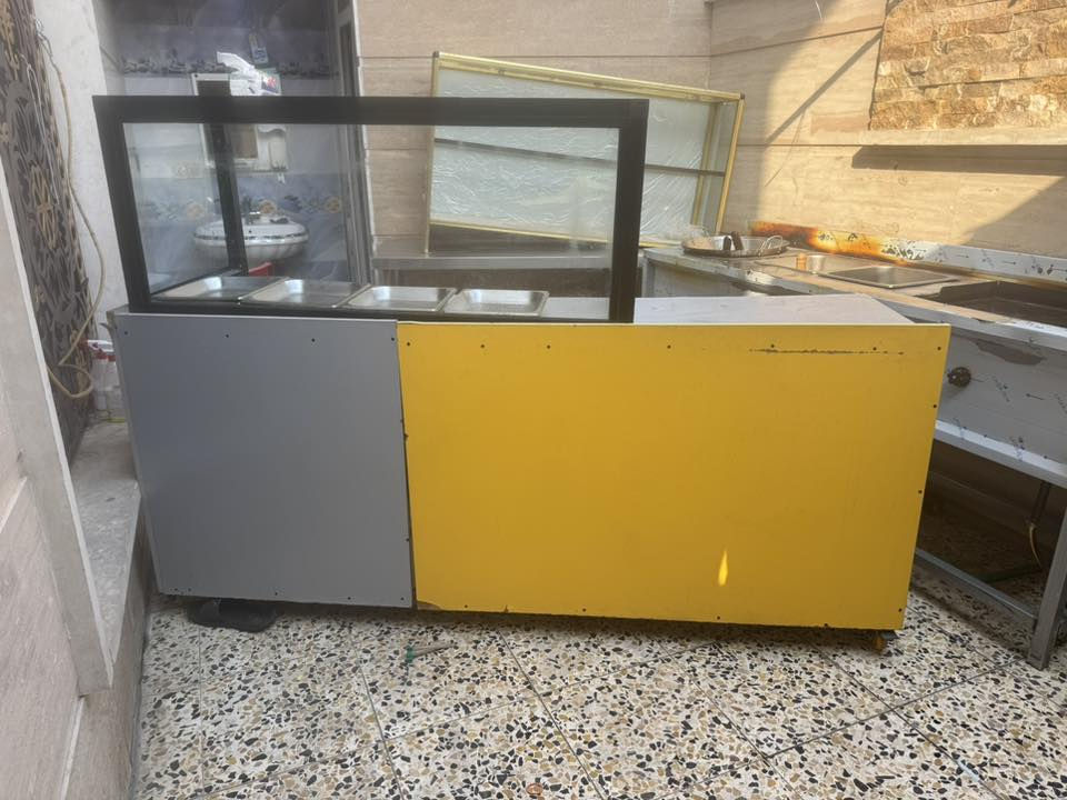 عاارضه فلافل للبيع. خسب بي دي اف ضد المي 
سعرها 200 مكانها بغداد سيديه ***********
