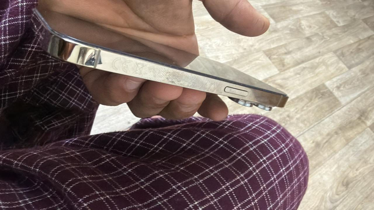 14Pro 
 256ذاكره 
بطاريه 79

جهاز بلادي ممبدل بي سي 
ملحقاته فقط كيبل شحن
مكاني بغداد


**إذا كنت صاحب هذا الإعلان وتريد حذفه لأي سبب، رجاءا أرسل رسالة إلى الدعم الفني**