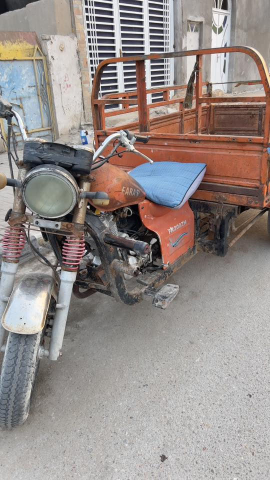 سلام عليكم ستوته يفان للبيع ستوته خير من الله محركه كسن مكفول وراقه ضاعن منعدي تكفله من سرقه مكاني البصره حي الصدقاء سعر ٧٥٠الف ***********
