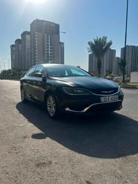 للبيع c200ماشية ٦٣ الف ميل مواصفات العاديه سياره مرتبه بنيد فقط صبغ  م...