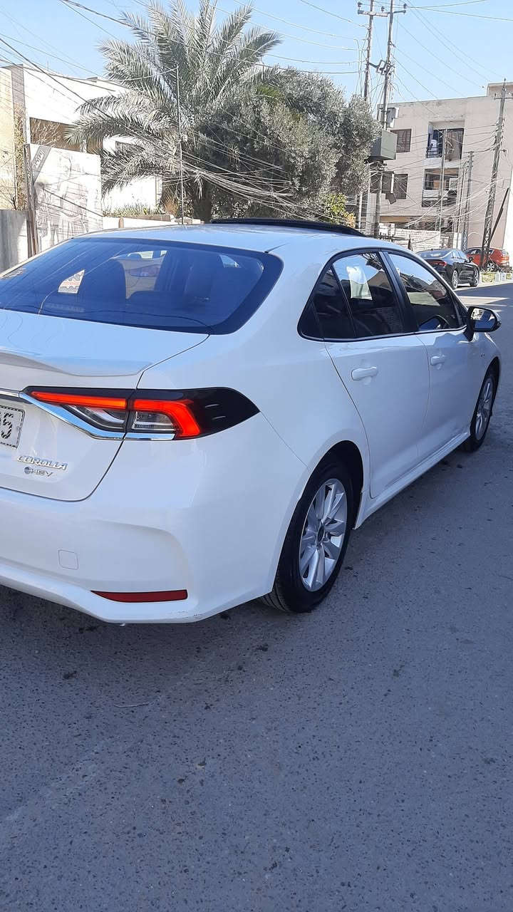 كورلا هايبرد 2025 شكل الخليجي بأسمي  سياره جديده احله من الصور بعدها على  وضع الشركه
ماشيه 5 الف 
فول مواصفات 
فتحه + بصمه + بصمة ابواب + تبريد قطعتين + رادار امامي + فول تحكمات + كامره دواره +داخل جلد  وباقي لمواصفات المعروفه 
                       سعر 160 قفل 🔒
مكانها بغداد. 
 
***********
