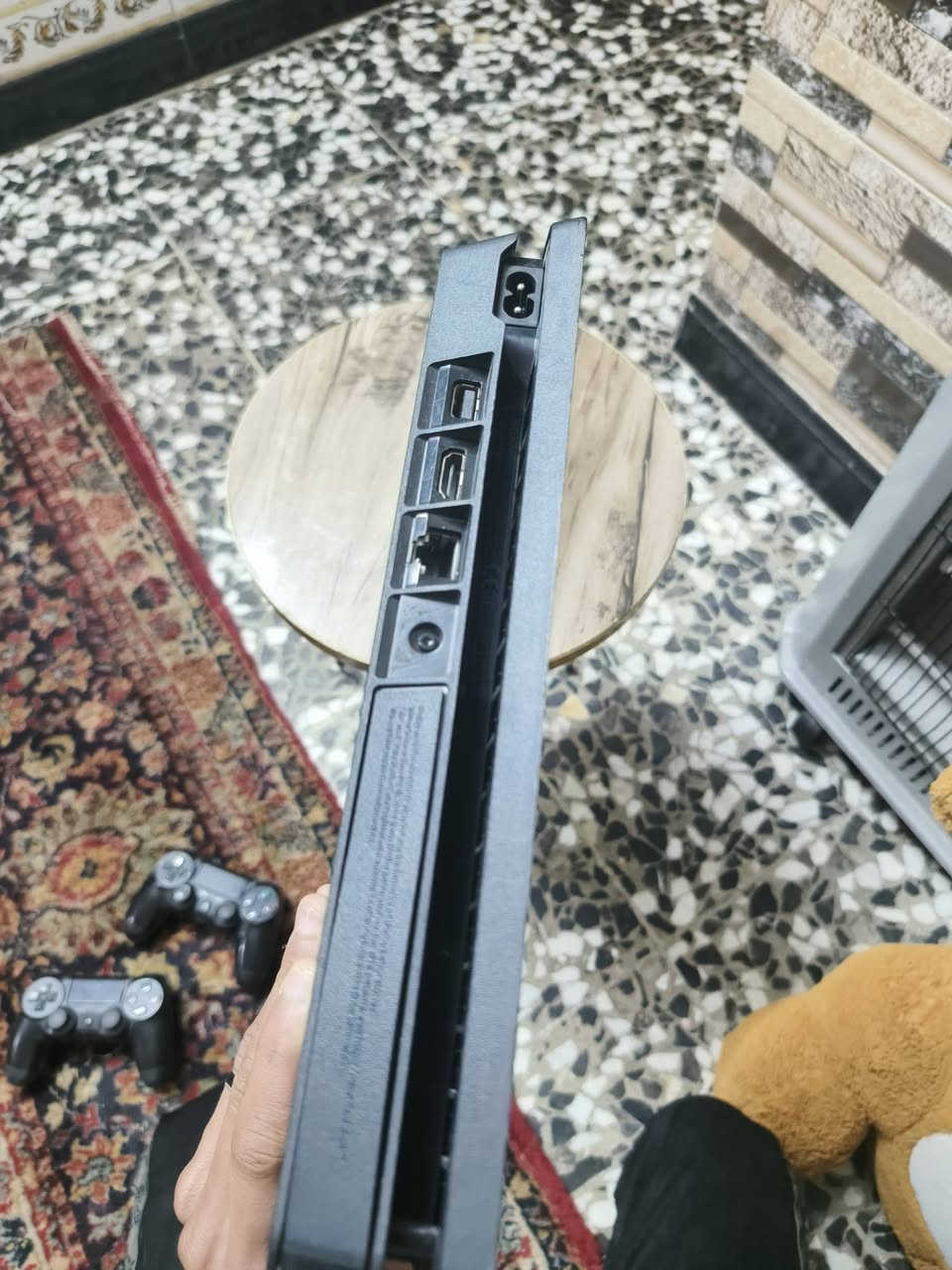 السلام عليكم بلي 4 سلم نضيف سعر 200 وبي مجال يداد2 شغلات *********** واتساب فقط
