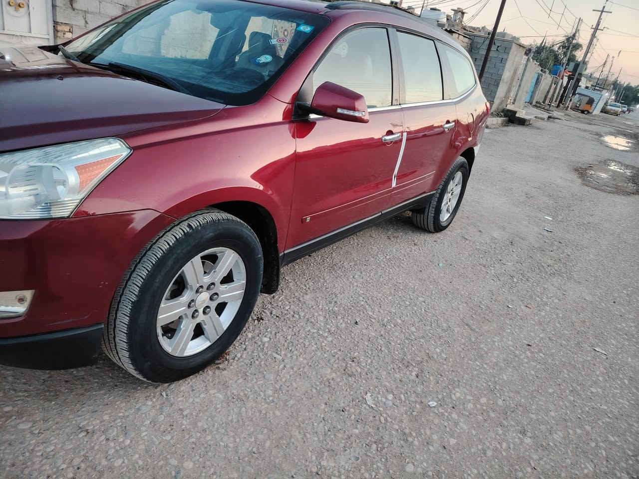 سلام عليكم سياره البيع سياره جاهزه طخم تاير حداديه تبريد كله جديد مكان ميسان عماره وسعر 100. وبيه مجال ***********
