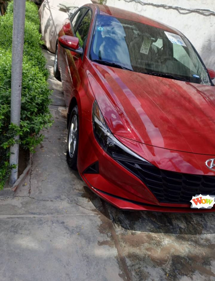 السلام عليكم
النترا 2023 للبيع وارد امريكي ماشيه 12 الف 
***********
