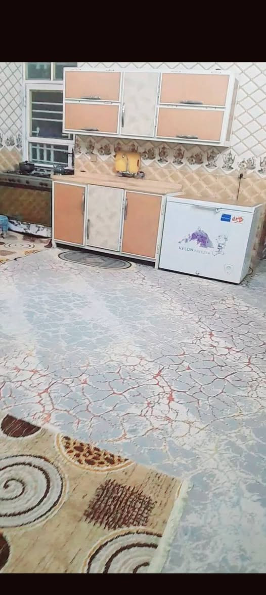 السلام عليكم بيت البيع 100متر طابق واحد الكمالية المعوقين كاع ابو رشاد خدمات كاملة زراعي سند ٢٥مكتابة ويه صاحب العقار مباشر للاستفسار اكثر اتصلو على صاحب الرقم ***********
