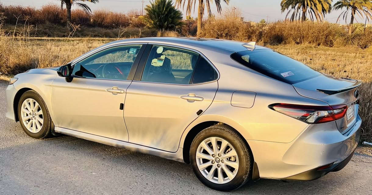 السلام عليكم كامري 2022 للبيع LE رقم بغداد سنوية لل 2028 كير ومحرك بالشرط تخم تاير جديد صدر امامي خلفي جديد تبريد ثلج ماشية 45 الف ميل ((صبغ البنيد فقط وجاملغ السائق بي بارد شوية وبيها رصعة بالجاملغ الخلفي الأيمن على وضعها ما مسحوبة)) السيارة جاهزة ما بيها نقص برغي وحيل حلوة مال جناي سايد بريك بصمة كشنات تحكم كهرباء كامرة دوارة شاشة جبيرة السعر 170 وبيها مجال للشراي للأستفسار *********** مكاني العلم
