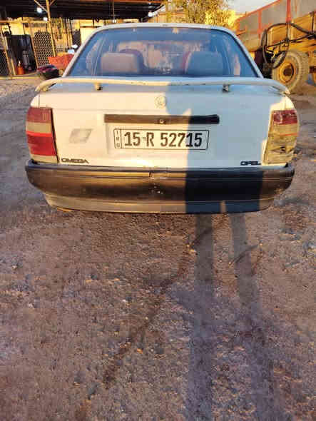 السلام عليكم اوبل للبيع موديل 90 سعر السياره 20 وبيها مجال مكان السياره قضاء هيت ناحيه كبيسه اي استفسار اتصال على الرقم ***********
