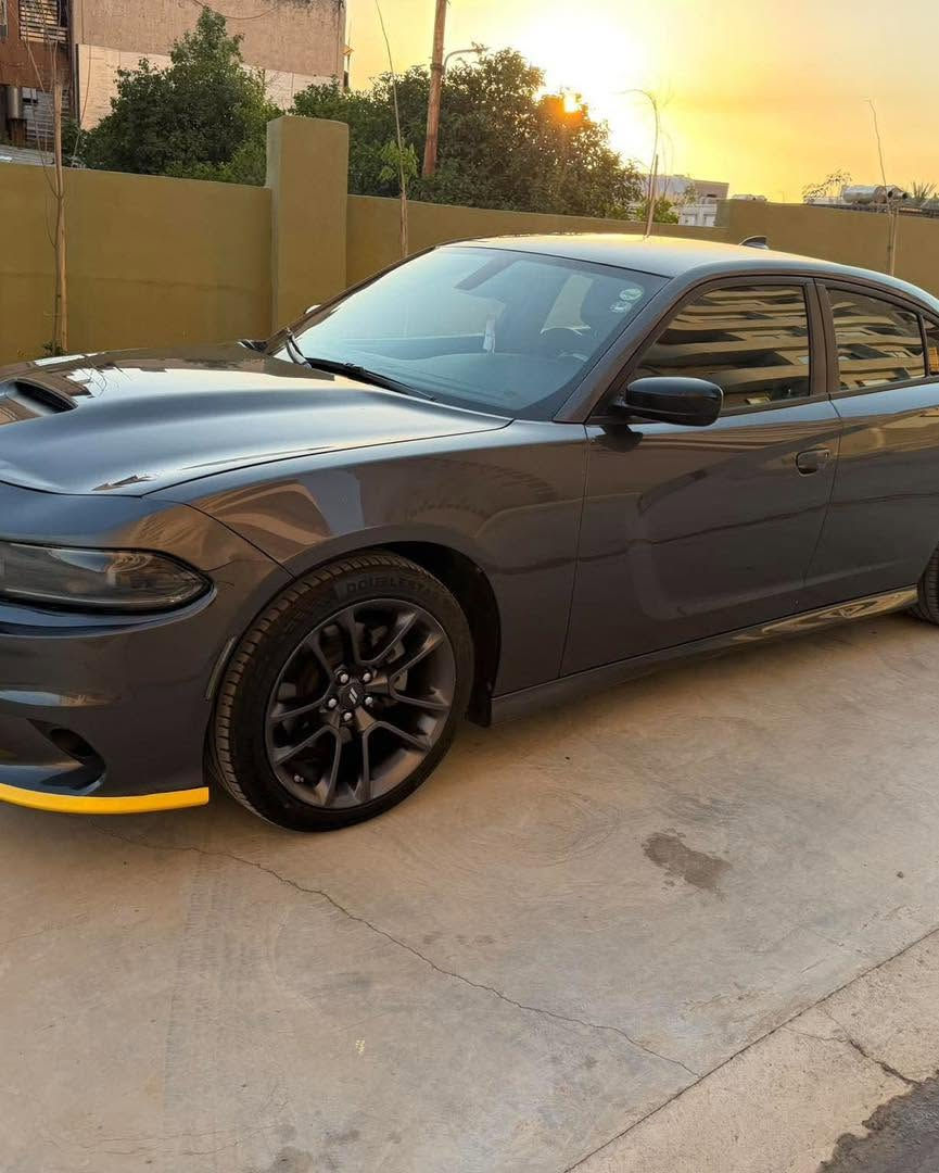 🚗 للبيع دودج تشارجر دايتونا موديل 2023  سوبر تراك باك 5700

* اللون: فيلي
*  باسمي (تحويل ثاني يوم)
* الممشى: 66 ألف كم
* تايرات جديدة
* صدر جديد
* تدفئة وتبريد للمقاعد
* حساسات أمامية وخلفية

ملاحظات:

* ضرر سابق: 3 قطع دواخل خفيف مع تبديل بطانة.
* ضربة خفيفة في خشم الشاصي جهة اليسار.
* يوجد مكانان أو ثلاثة بارد

📍 الموقع: أربيل

💎 السعر: رقم (1) تلقائي 📮

📞 للاستفسار:

***********

⚠️ ملاحظة:
السيارة إعلان ممول وغير تابعة للصفحة، ولا نتحمل مسؤولية الاتفاق أو تحديد السعر بين البائع والمشتري.

🌹 الله يبارك للبائع والمشتري
