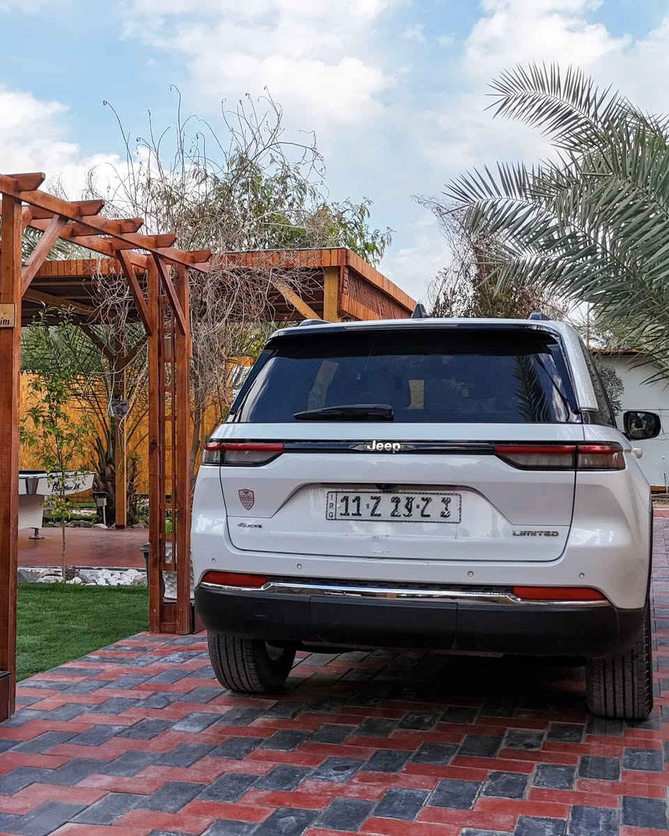 Jeep 2023
أمريكي كلين تايتل 
لمتد فول مواصفات عدا الفتحة 
ماشيـــه 42km
رقم بغداد 
مكان السيارة بابل 
السعر 355$
***********
