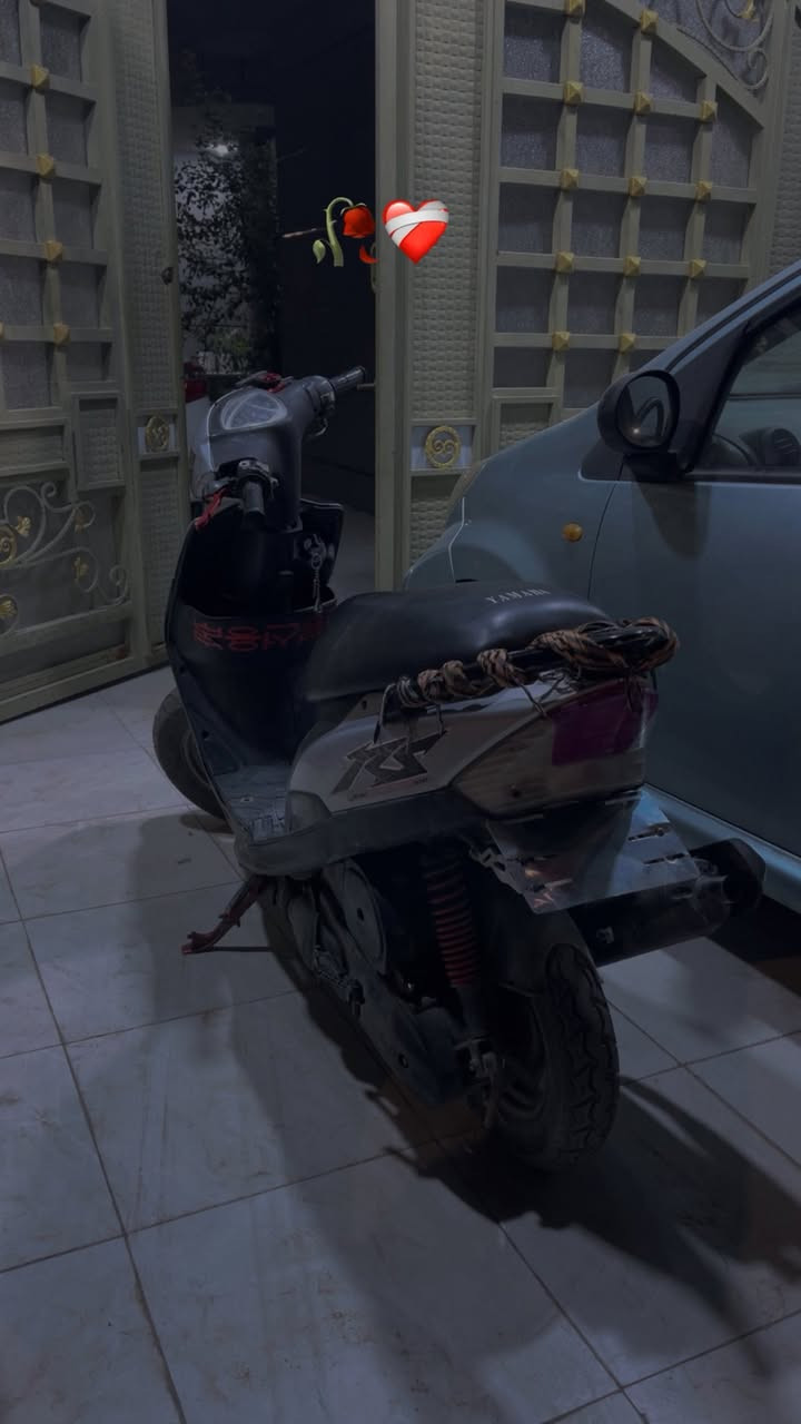 ماكس موديل 2007 السعر 525وبيها مجال بسيط الدراجه كلها ختم واحد السواد مع الكفرات ختم واحد الدراجه كلها بلادي جانت بوشه 55رجعتها 49بلادي شرط سلف هندر شغاله وبيها تزويد خارجي ستاند صفح قبق عمبار قبق فلاوين شلعه ومعدل فول المكان حي العباس عامود 28 بقرب قاعه عروس بيروت ***********
