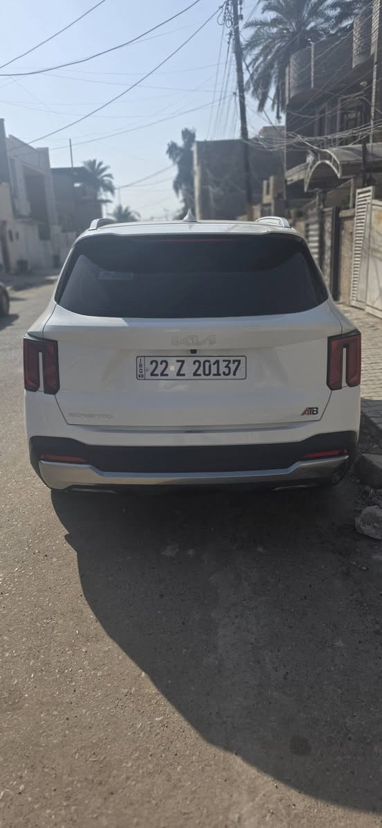 السلام عليكم
(للجناية فقط)
سورنتو 2025 خليجي 4 سلندر 2500 و7 راكب 
ضمان 5 سنوات او 100 الف كيلو متر
رقم اربيل بأسمي رقم مميز
ماشية 5 الاف
مغلفة ppf بالكامل مع ضمان 10 سنوات
فول مواصفات للاخير 
شاشه + بانوراما
3 كاميرات
ويل حجم19
تحديد مسار 
مري شفط 
جنطة كهرباء 
اشاير بالمري
كشنات 2 كهرباء
كشنات جلد 
تبريد 3 قطع 
تبريد شاشه
دوسات صعود ونزول 
مزودة سستم اسود 
***********/المحمودية متوفر اتصال فقط
السعر320 وبيهه مجال قليل
