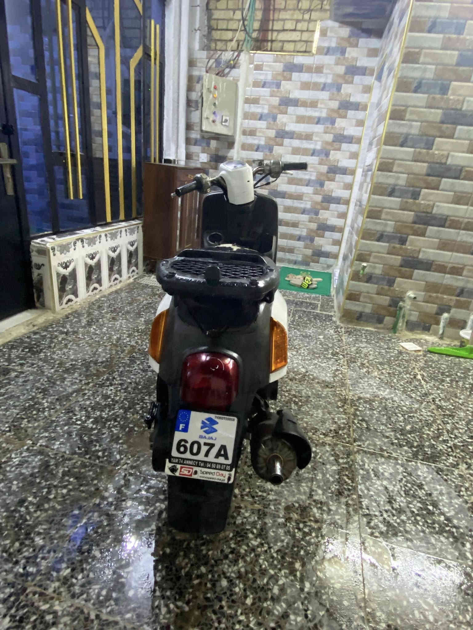 سلام وعليكم دراجه نوع ماكس بوليس  سرعه 120 دراجه مكينه مكفوله لاتنقيص ولا تبخير جيب فيتر وفحص سعر الدراجه سعر 900وبيه مجال قليل مكاني بغداد حي الكوفى رقمي ***********
