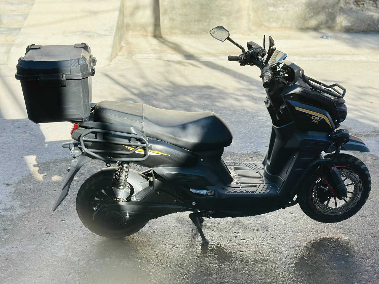 سلام عليكم دراجة شحن للبيع العنوان ديالى مقدادية شهربان 
الاستفسار التصال بهذا الرقم ***********
