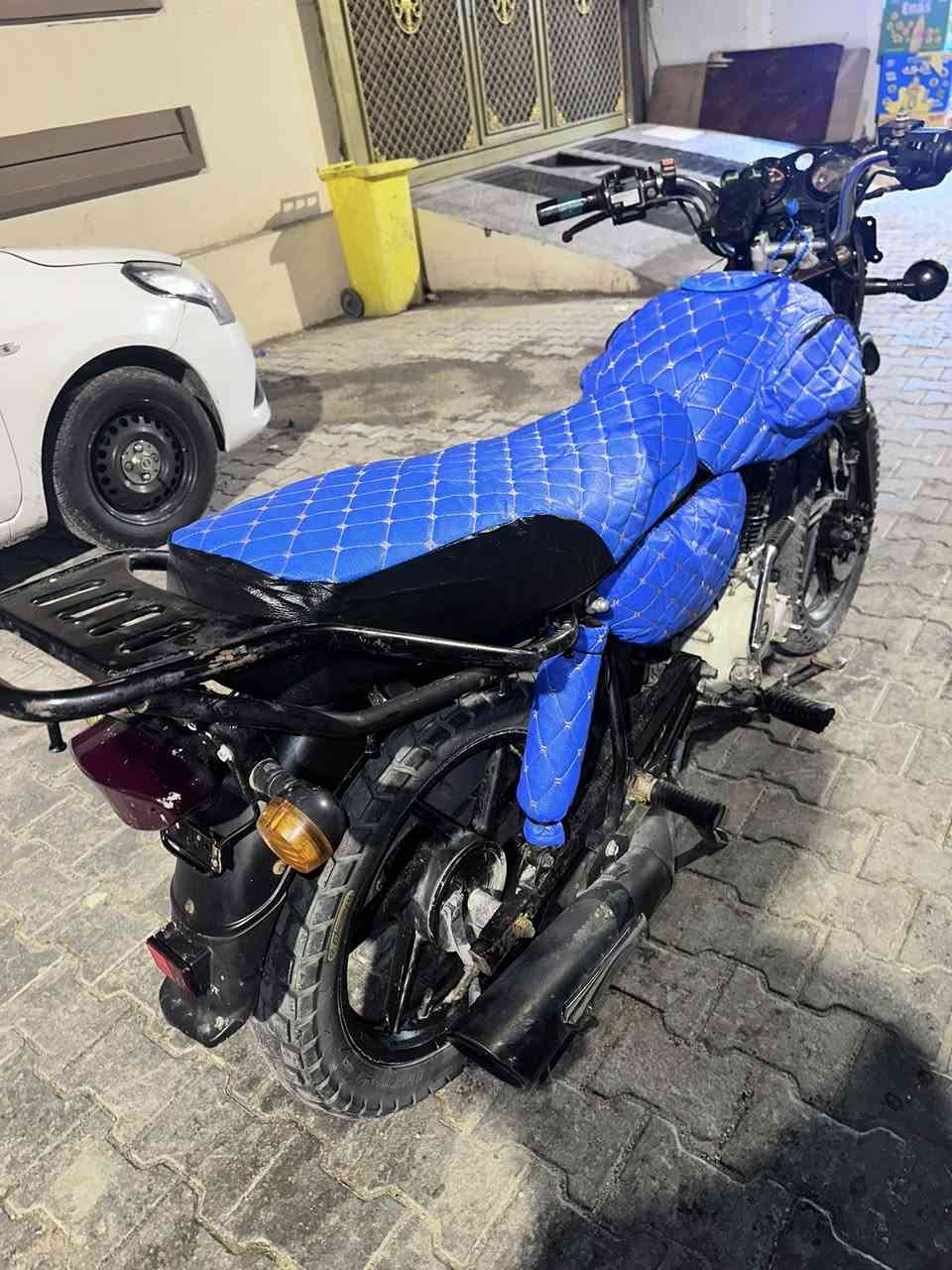 السلام عليكم عندي هاي دراجه البيع 2021 دراجه جاهزه مابيه نقص دراجه سنويه ورقم باقي على لاستلام فقط شراي يتواصل واتساب (***********)مكاني بصره فلكة العروس
