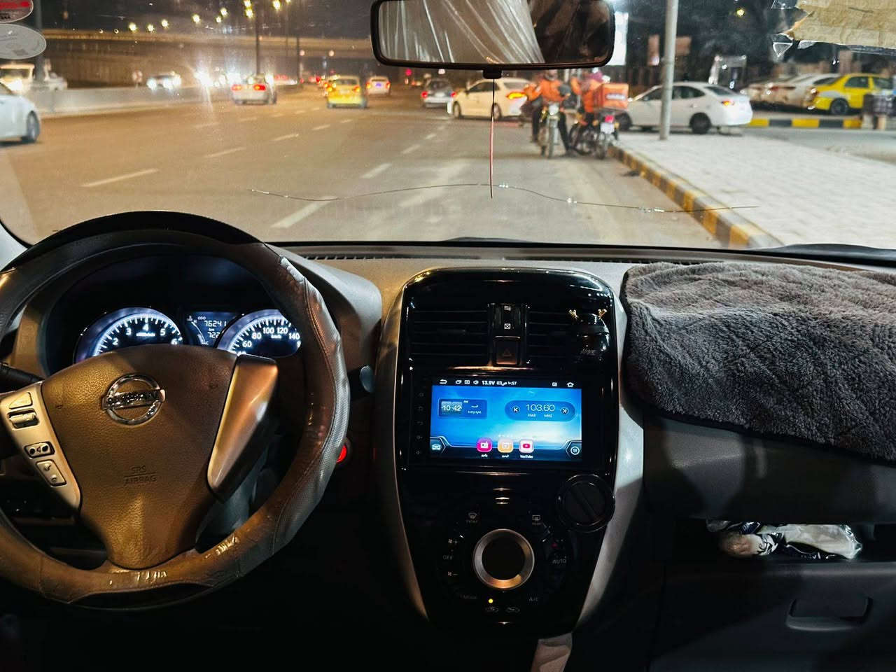 السلام عليكم نيسان صني للبيع
موديل 24
مكفوله ما عدا دحجه كلش زغيره 
فول مواصفات 
بصمه عدد 2
5ويل كب
اشاير بالمري 
مري شفط 
كيجات ليزريه
تبريد بيانو 
شاشه وكامره وحساسات بلاديه 
مكانه نجف ناحية الرضويه 
سعره 123وبيه مجال 
للبيع او مراوس 
***********
