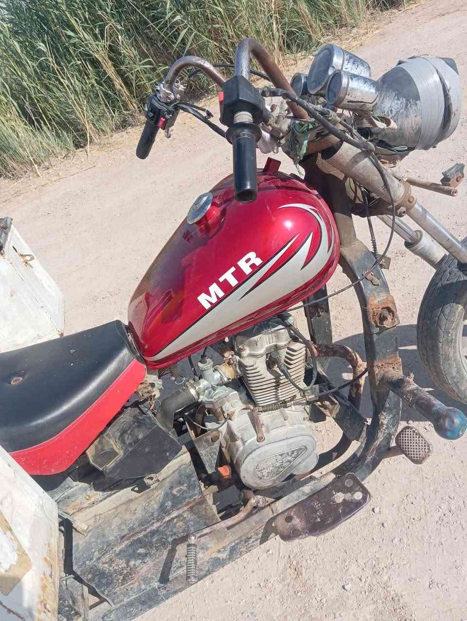 السلام عليكم ستوتة MTR كلك شاصي مكفول محرك خير من الله ضفيرة جديدة كتفات ماكنيت جديد شوتة جديدة ستوتة مال جناي السعر 500 مكان الرميثة ما متواجد عل فيس الاتصال على رقم ***********
