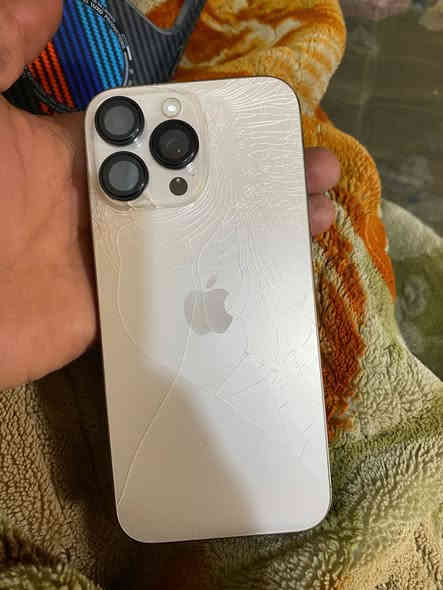 سلام عليكم👋🏼

ايفون 16 برو ماكس ذهبي … ماستر 

ذاكره 256

بطاريه 100 

جهاز مكفول شرط لا مفتوح ولا شي تفحص ع راحتك شخط واحد ما بي شرط بس الضهر مفطور

مكاني بغداد  ***********

سعر و ستفسار اكثر خاص
