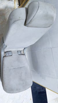كشن سيدونا وسط متحرك للبيع الاستفسار الاتصال على الرقم 07816445835