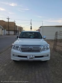 لاندكروز • ٢٠١١ • رقم بغداد