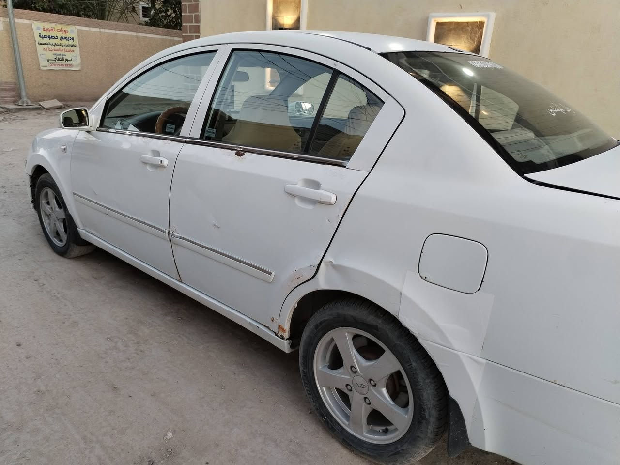 السلام عليكم ورحمة الله وبركاته. شيري A5 بابل ألماني ٢٠١٢ كير ومحرك كامري ٢٠٠٠ حديث. كير ومحرك وحداديه وداخل وكهربائيات.سنويه نافذه كشر بلادي بي تبديل فقط جاملغ امامي.السعر ٣١ وبيهه مجال بسيط عنواني بابل حي الأمير ***********مالكهه مستمسكاته عندي كاملات وحاضر للتحويل
