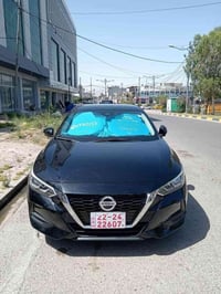 نيسان سنترا 2022 الفئه مواصفات S  محرك 2000 يعني (20) اللون أسود ماشي ...