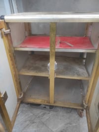 ميوزه • رفوف حديد • باب المنيوم