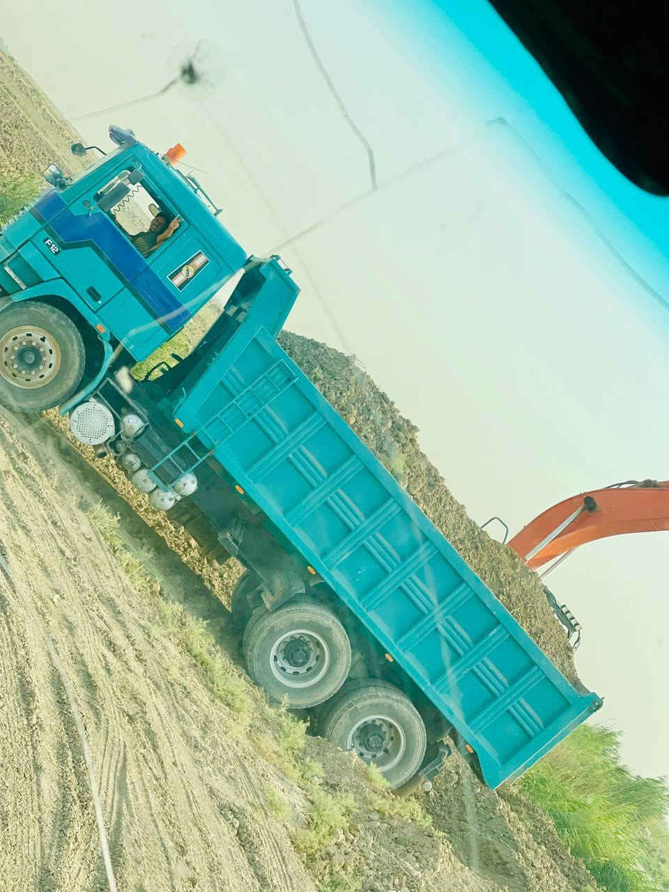 سلام عليكم فالفو f12
مكينه 122
 كير 3×3
مجموعه النكي 21
رقم بغداد نكليزي
تصال ***********
