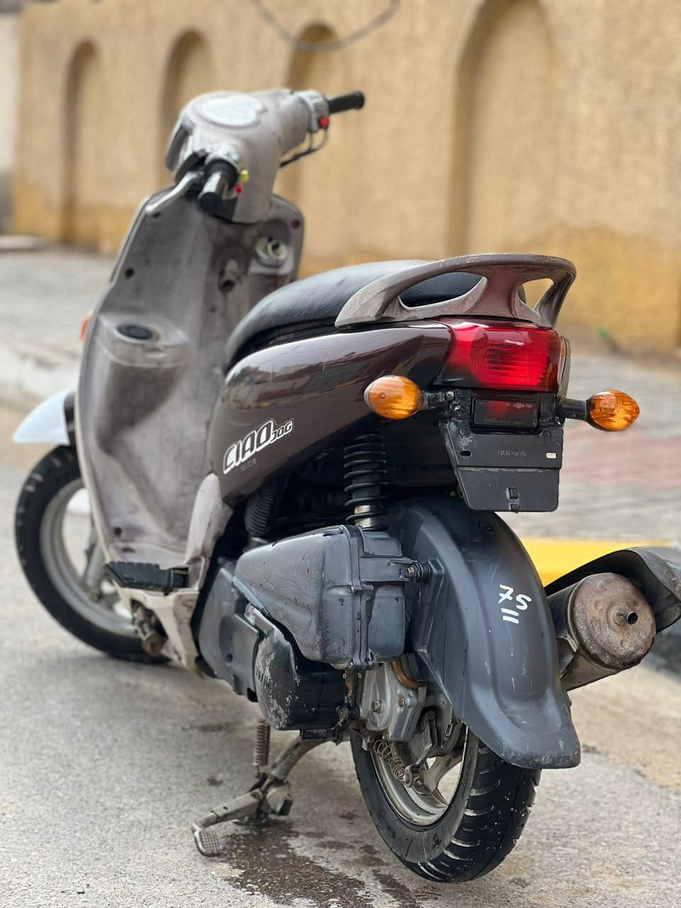 (السلام عليكم) فله لون جوزي مكفوله كفاله عامه كلشي شغال السعر خاص او ***********
