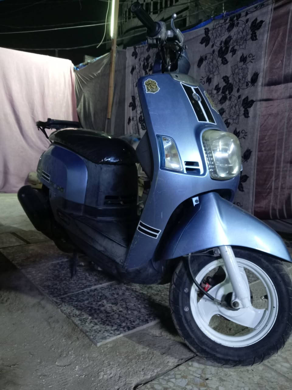 بوليس ابلاد مكينه كفاله شلعه ومعدل تشك الكاع
لايت عالي ناصي ماكو شي بيه

 مو شغال كله شغال من التاير للتاير

الداجه كفاله كدام عينك تجي تشوف وتكلب

وتقتنع عله كيفك 

 ماكو ولا تعبني وتعبك اشبيه مابيه الدراجه مكفوله

بعد ماكو شي ماذكرته

السعر 900  الف

شباب عل تعليقات ماارد رحمه لمك تريد خابر وخادم

مكاني بغداد الغزاليه 

للستفسار عل واتساب ***********
