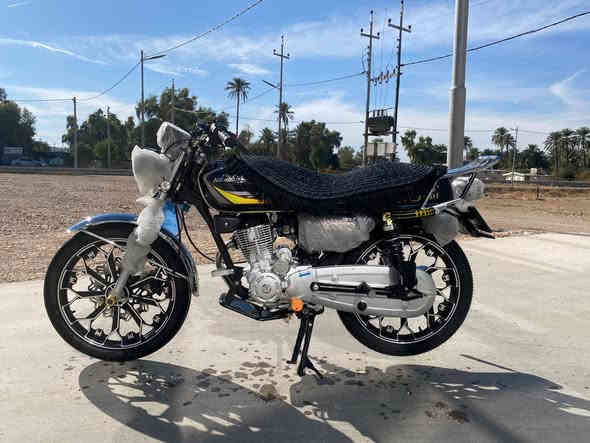 للبيع نامي برو 
موديل (2025) اوراق 
مكينه ناعمه اي عيب مابي 
كهربائياتهه كله شغال بصمه تشغيل عن بعد دشبول الكتروني 
تايرات جدد صفحه كلج دراجه كلة جديد 
صالنصة shokre 400s
سعر (860) بي مجال للطيبين 
رقم التلفون *********** مكاني خانقين
