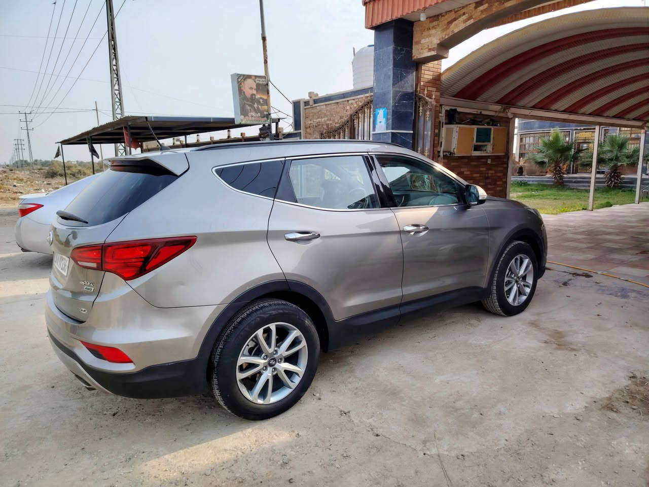 السلام عليكم
هونداي سنتافي 2018 
وارد امريكي مكينه 2400 
كير ومحرك مامفتوحات 
 السياره كلين بدون حادث فقط دعاميه
 حداديه وتخم تاير جدد
تبريد قطعتين 
تدفئه كشنات 
شاشه 
كامر 
تحكمات
انظه قياده 
مثبت سرعه 
اشاير بالمري 
هزه جديده 
السياره باسمي شخصياا
السونار مرفق بالمنشور
السعر 162
مكان السياره بابل بالحله

***********
