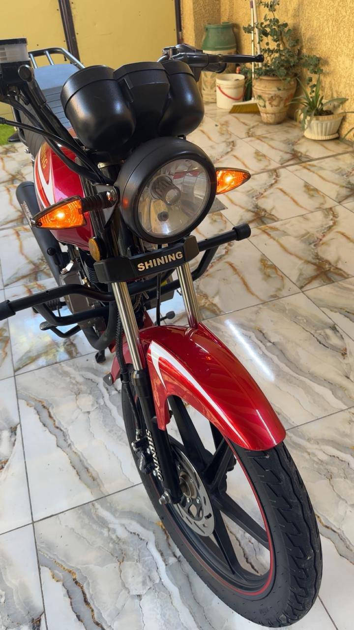 شاينك اللبيع  موديل 25 كفاله بمعنه كلمه دراجه  صالهاء 58يوم من طالعه من وكيل وصل معرضهاء موجود سويجات 2 نكره سلف كهربائيات كلهاء شغاله اوراق كامله شوف او اقتنع يلا تخابر سعر825او بيهاء مجال مكان حله مركز *********** ملاحضه تجي تتعنه مو نفس نضافه شي مفتوح شي مبدل تخلي سعر البالك برغي ذا تلكه نقص بيهاء البرغي عليه ب50
