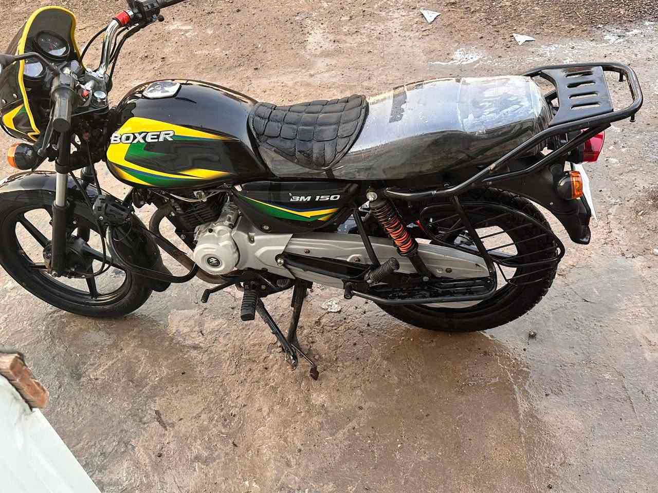 سلام عليكم يلبيع  بوكسر 23 دراجه مرقم تخبل اي نقص مابيه كله شغاله مامتعوبه
لا تسلني شبيه مابيه ايشي نكره سلف بكل وقت 
العنوان بغداد الجزيره السياحيه 
الرقم 0772184649
2150 وبيه مجال قليل


**إذا كنت صاحب هذا الإعلان وتريد حذفه لأي سبب، رجاءا أرسل رسالة إلى الدعم الفني**