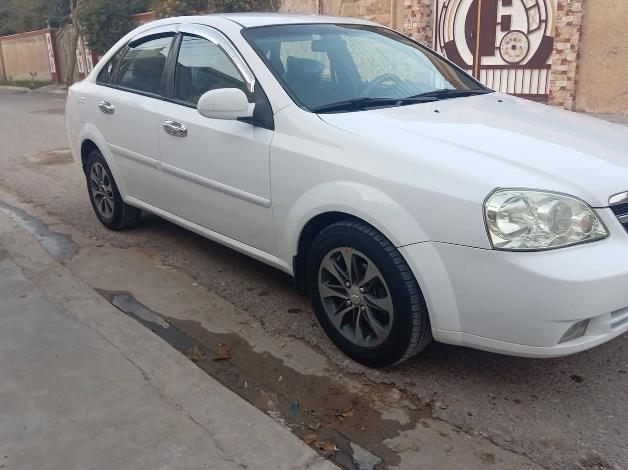 السلام عليكم للبيع اوبترا موديل 2013 الشركه العامه
سياره بلاديه بيها صبغ بالدوسه فقط واماكن بيها بارد
رقم بغداد تحويل مباشر سنويه لنهايه 2026 محرك لاتنقيص ولاتبخير سعر 92وبيها مجال بسيط
 للاستفسار ***********
