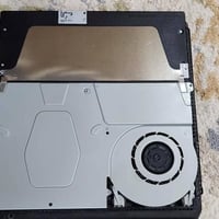 بلي 4سلم ما مستخدم شهر فقط كامل ملحقاته.جوستيك 1.كيبل شاحن اصلي . الجو...