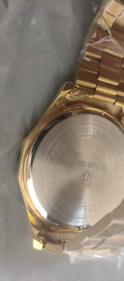 ساعه بهذا شكل نزل سعرك


**إذا كنت صاحب هذا الإعلان وتريد حذفه لأي سبب، رجاءا أرسل رسالة إلى الدعم الفني**