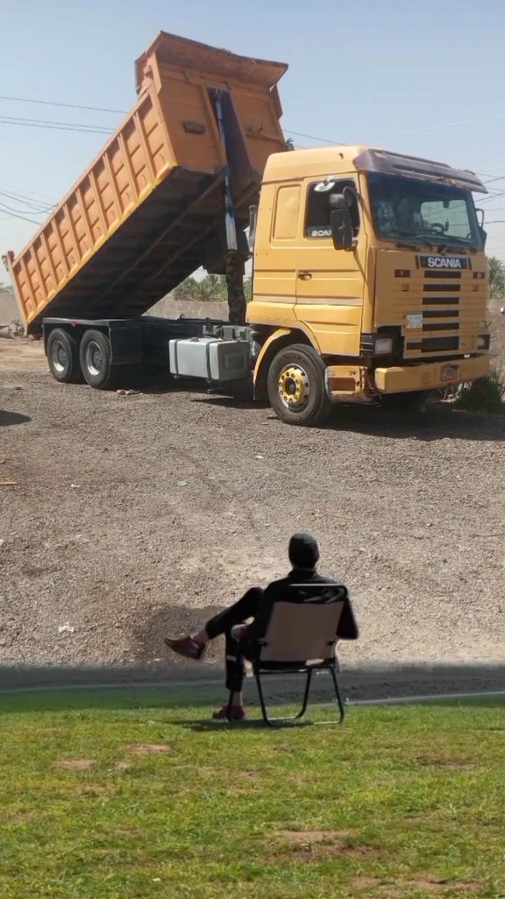 سلام عليكم سكانية لبيع موديل 81 سيارة جاهزة مجهزة تخم تاير جديد محرك كير شرط محرك توني مجفتة ل تبخير ول تنقيص رقم بغداد تحويل مباشر بسمي سنوية مجددة 31 لعنوان ديوانية لمهناوية ول ستفسار علة لرقم ***********
